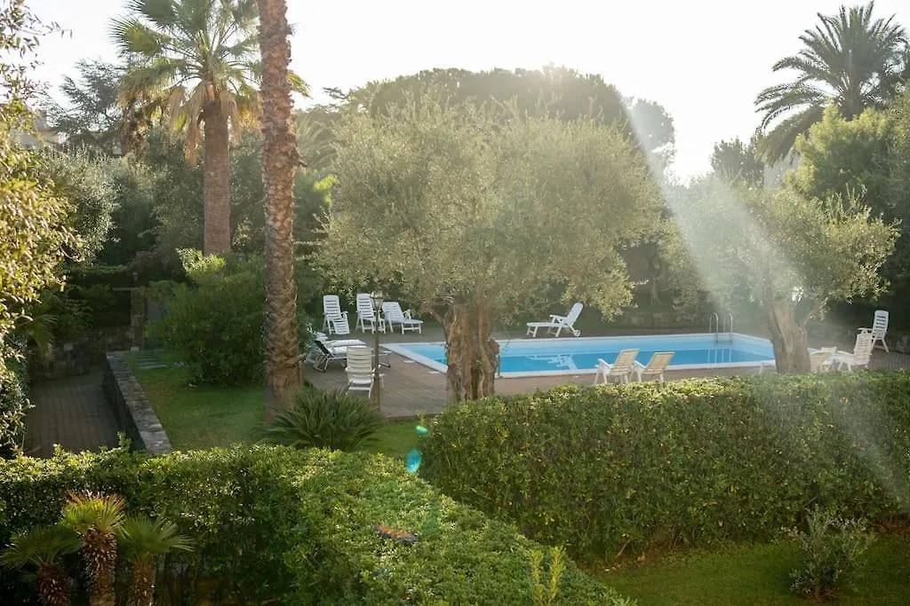 Casa Erbusin - 2 Bedrooms - Wifi - Pool Bordighera Apartment