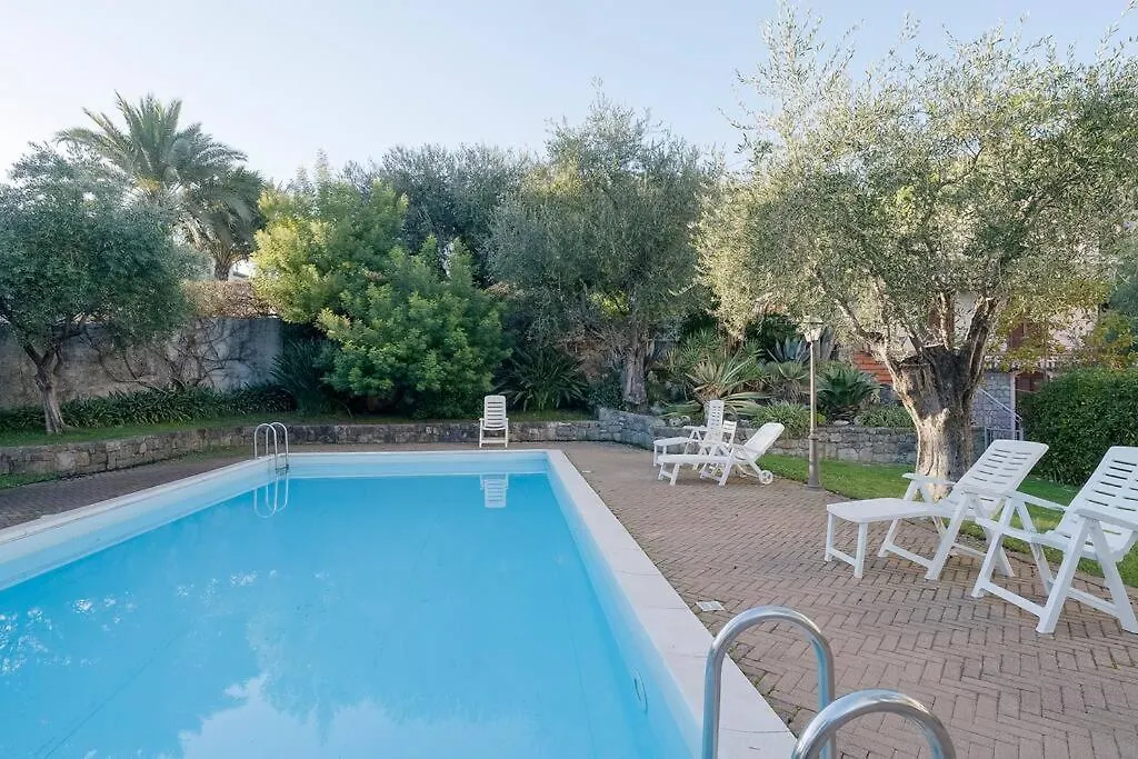 Apartment Casa Erbusin - 2 Bedrooms - Wifi - Pool Bordighera